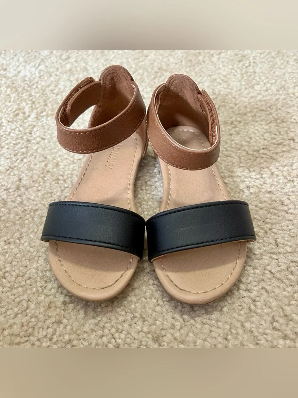 Sz 7 Old Navy Brown & Black Sandals